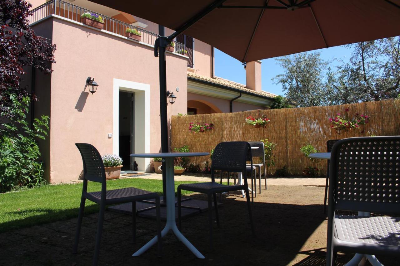Ellebi B&B Montone  Luaran gambar