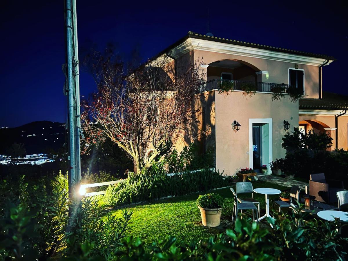 Ellebi B&B Montone  Luaran gambar